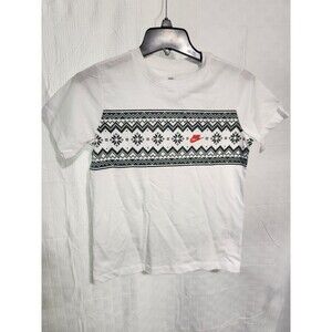 Nike Big Kids The Nike Tee Graphic T-shirt SZ: S Winter, Snow